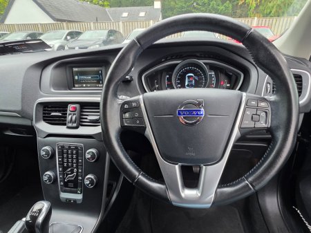 2016 Volvo V40 - photo 17