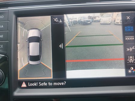2017 Volkswagen Passat - photo 17