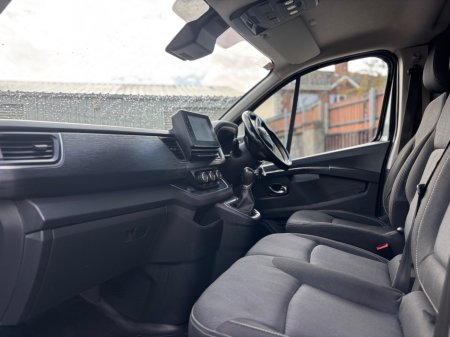 2022 Renault Trafic - photo 29