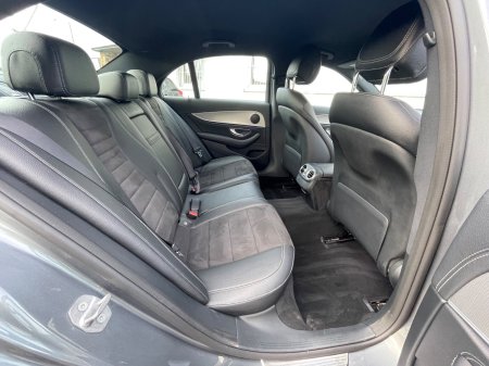 2017 Mercedes-Benz E-Class - photo 12