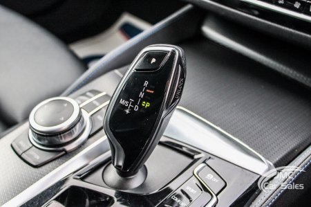 2022 BMW 5-Series - photo 20