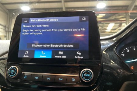 2020 Ford Fiesta - photo 30