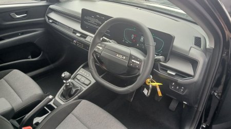 2027 Kia Stonic - photo 5