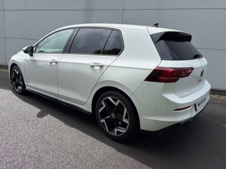 2025 Volkswagen Golf - photo 3