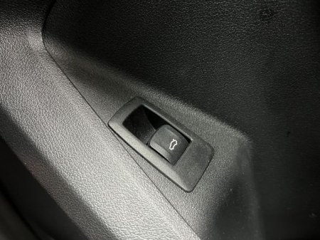 2023 BMW 1-Series - photo 26