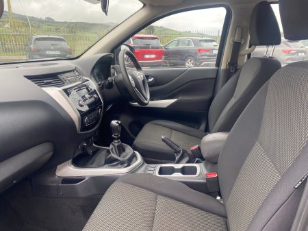 2021 Nissan Navara - photo 7