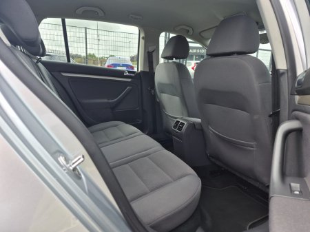 2008 Volkswagen Golf - photo 11