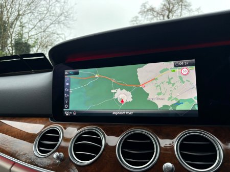 2019 Mercedes-Benz E-Class - photo 13