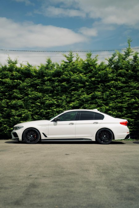 2018 BMW 5-Series - photo 2