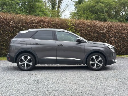 2022 Peugeot 3008 - photo 3