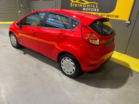 2015 Ford Fiesta - photo 3