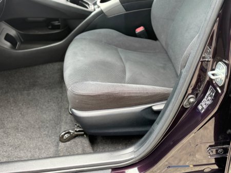 2015 Toyota Prius - photo 9