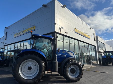 0 New Holland T7.225 - photo 3
