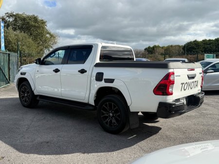 2023 Toyota Hilux - photo 8