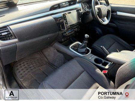 2022 Toyota Hilux - photo 4