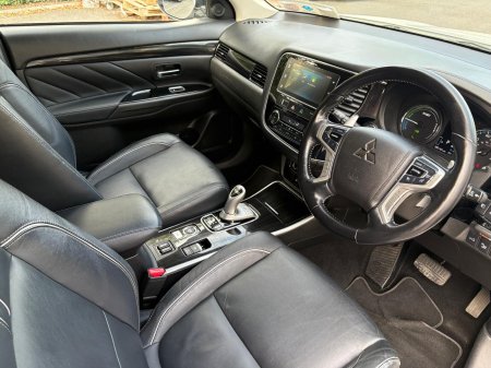 2018 Mitsubishi Outlander - photo 12