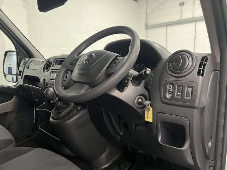 2018 Nissan NV400 - photo 11