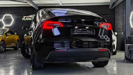 2023 Tesla Model Y - photo 12