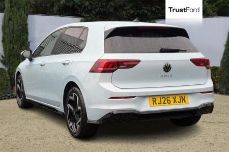 2026 Volkswagen Golf - photo 2