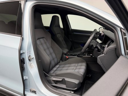2026 Volkswagen Golf - photo 11