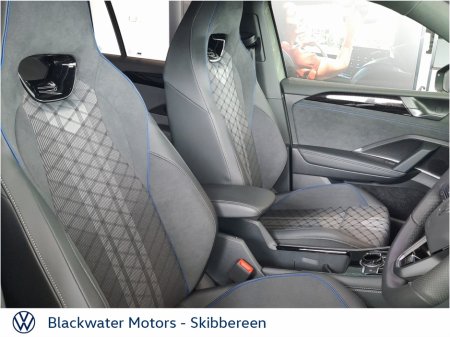 2026 Volkswagen Tiguan - photo 22