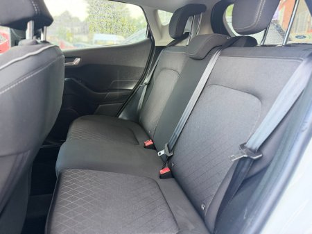 2020 Ford Fiesta - photo 14