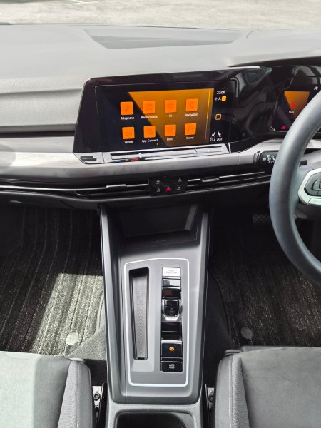 2022 Volkswagen Golf - photo 18