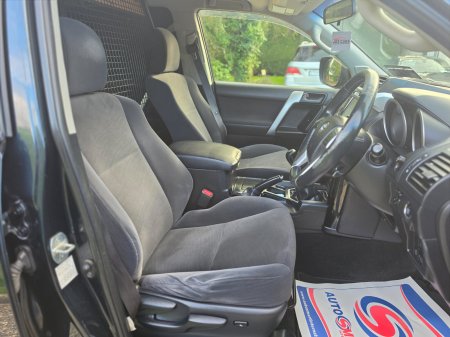 2016 Toyota Land Cruiser - photo 14