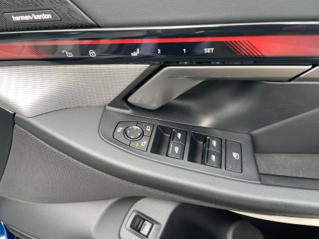 2024 BMW 5-Series - photo 20