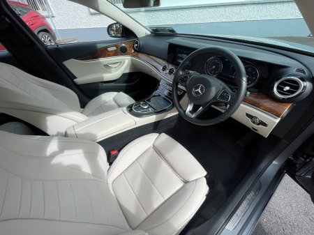 2017 Mercedes-Benz E-Class - photo 18