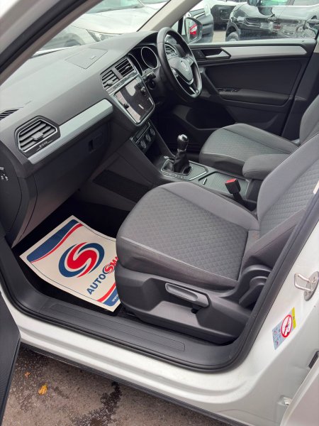 2019 Volkswagen Tiguan - photo 23