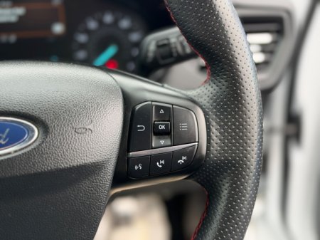 2020 Ford Focus - photo 13