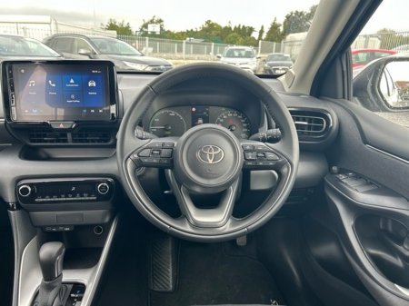 2024 Toyota Yaris - photo 9