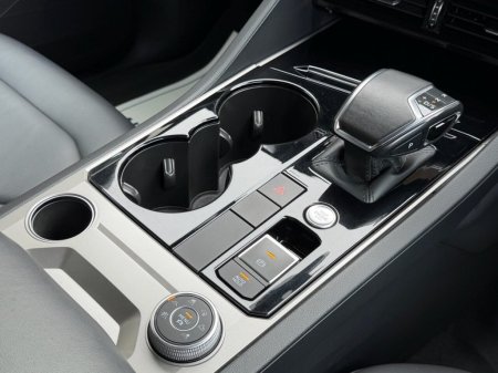 2019 Volkswagen Touareg - photo 15