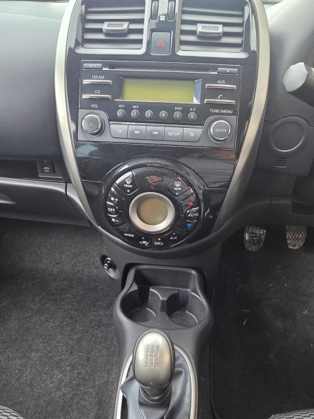 2015 Nissan Micra - photo 10