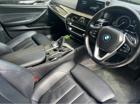 2017 BMW 5-Series - photo 7