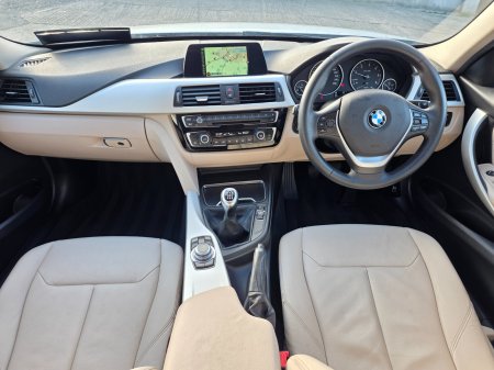 2017 BMW 3-Series - photo 12