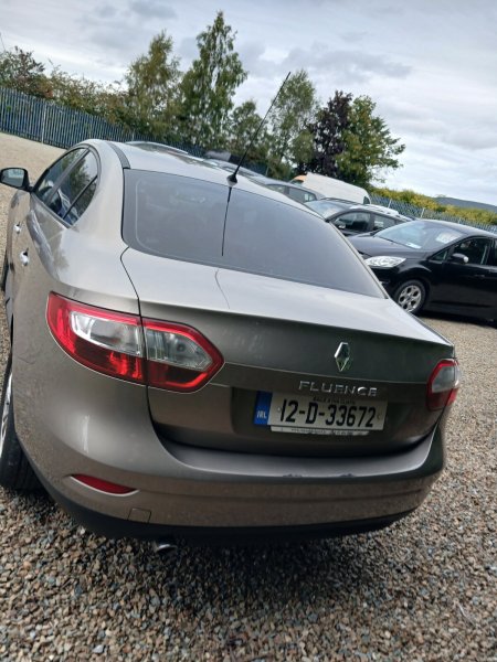 2012 Renault Fluence - photo 8
