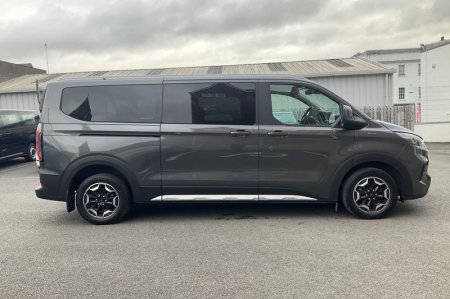 2025 Ford Tourneo Custom - photo 22