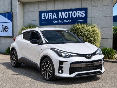 2022 Toyota C-HR GR SPORT AUTOMATIC HYBRID 1.8 PETROL //HIGH SPEC//LOW MILES//HALF LEATHER HEATED SEATS//360 PARKING