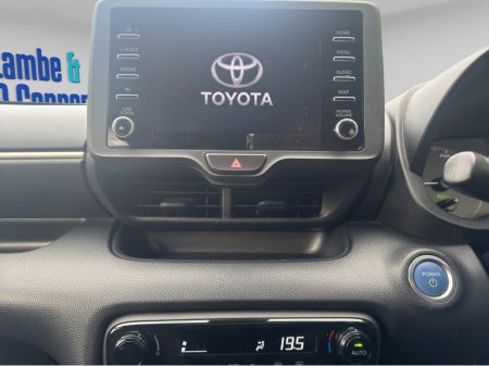 2021 Toyota Yaris - photo 12