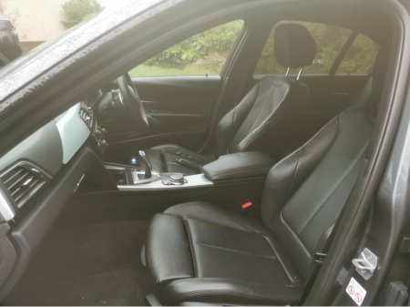 2017 BMW 3-Series - photo 19