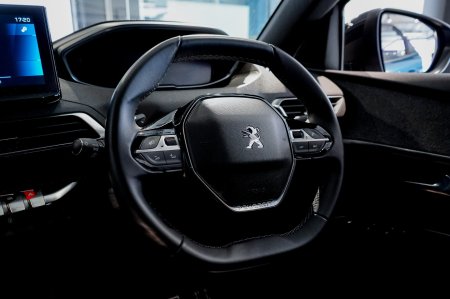 2023 Peugeot 3008 - photo 7