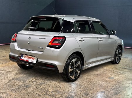 2024 Suzuki Swift - photo 3