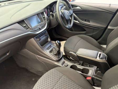 2017 Opel Astra - photo 9