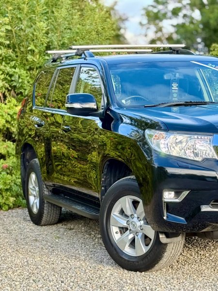 2022 Toyota Land Cruiser - photo 6
