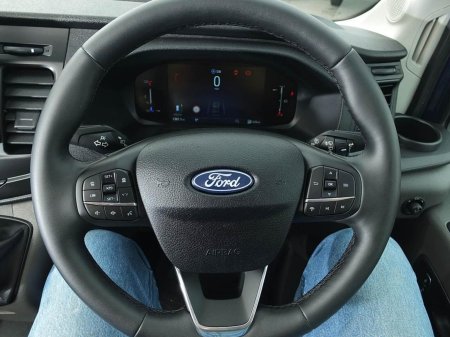 2025 Ford Transit - photo 14