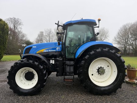 2011 New Holland T7040 - photo 5