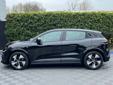 2023 Renault Megane E-Tech - photo 3
