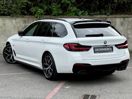 2023 BMW 5-Series - photo 10